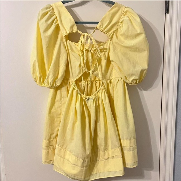 Butter Yellow Asos Mini Dress - size 6 - Picture 2 of 5